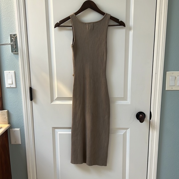 Summer Tank Sweater dress! Size small - Picture 3 of 4